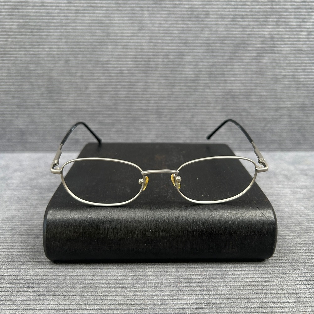 Maser 016 Silver Metal Oval Y2k Eyeglasses Frames 48-20-135 Vintage Style